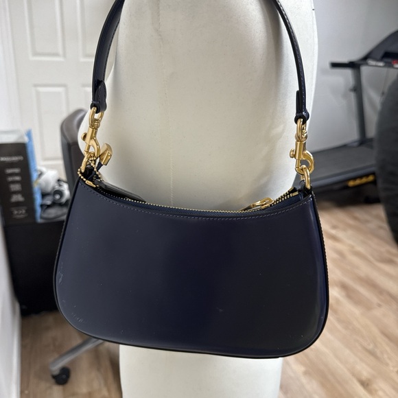 Coach Terry Shoulder Bag- Authentic - Picture 4 of 7